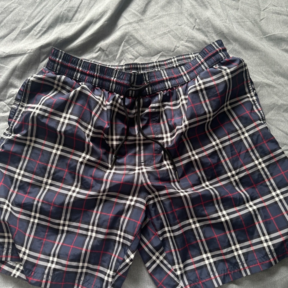 Burberry trunks